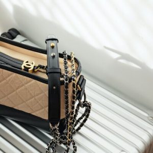 mona-siswanto-q61hg6oh_8q-unsplash